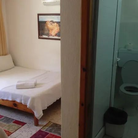 Hostel Ferah Monica's Place Φετιγιέ