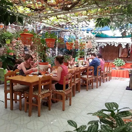 Ferah Monica's Place * Φετιγιέ