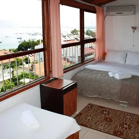 Hostel Ferah Monica's Place Φετιγιέ