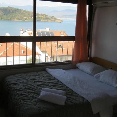 Ferah Monica's Place Hostel