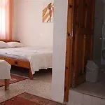 Ferah Monica's Place Ostello Fethiye