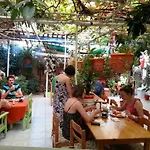 Ferah Monica's Place Albergue *