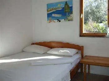 Ferah Monica's Place Хостел Фетхие