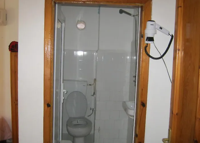 Hostel Ferah Monica's Place *