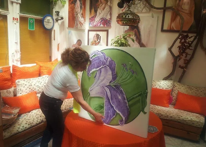 Hostel Ferah Monica's Place