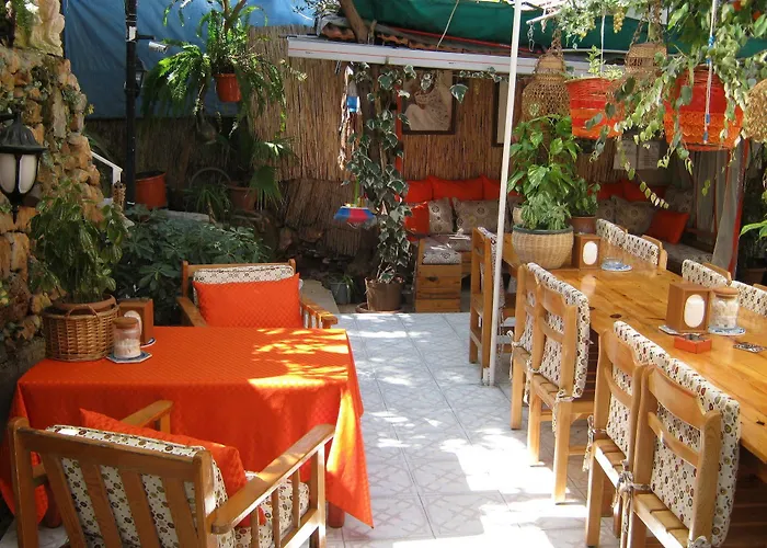 Ferah Monica's Place Vandrerhjem Fethiye