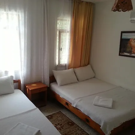 旅馆 Ferah Monica's Place *